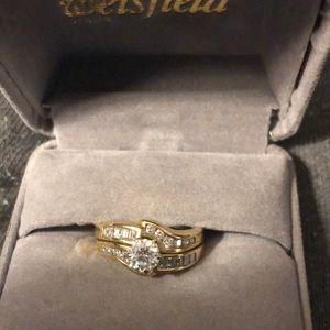 Ladies wedding band  size 7